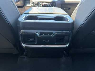 2024 Chevrolet 1500 Crew Cab, $47695. Photo 10