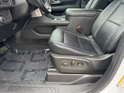 2023 Chevrolet Suburban, $48890. Photo 5