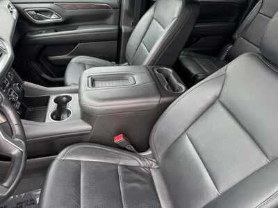 2023 Chevrolet Suburban, $48890. Photo 6