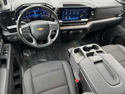 2022 Chevrolet 1500 Crew Cab, $31499. Photo 10