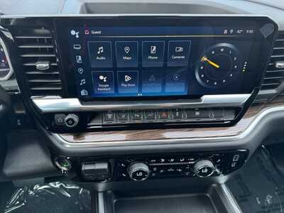 2026 Chevrolet 2500 Crew Cab, $71630.0. Photo 12