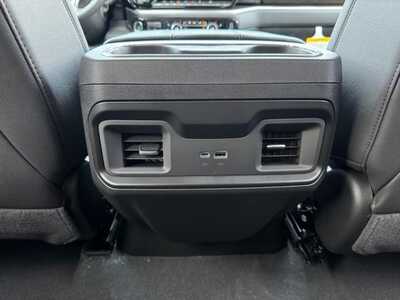 2026 Chevrolet 2500 Crew Cab, $71630.0. Photo 7