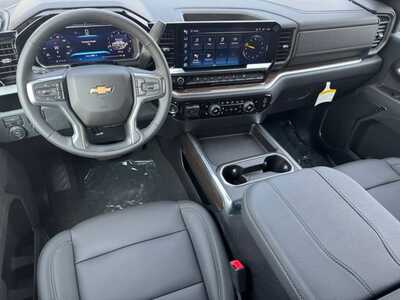 2026 Chevrolet 2500 Crew Cab, $71630.0. Photo 8