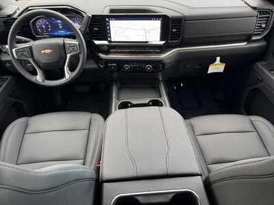 2026 Chevrolet 2500 Crew Cab, $71630.0. Photo 11