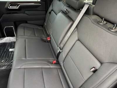 2026 Chevrolet 2500 Crew Cab, $71630.0. Photo 8