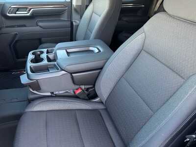 2026 Chevrolet 1500 Crew Cab, $55715.0. Photo 6