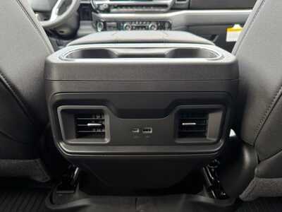 2026 Chevrolet 1500 Crew Cab, $66810.0. Photo 10
