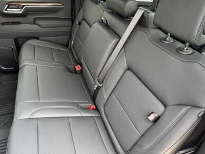 2026 Chevrolet 1500 Crew Cab, $66810.0. Photo 9