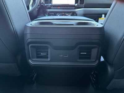 2026 Chevrolet 2500 Crew Cab, $71630.0. Photo 9