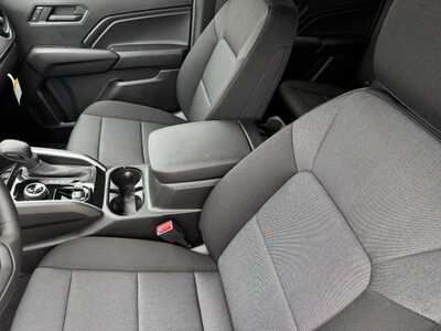 2026 Chevrolet Colorado Crew Cab, $41920.0. Photo 6