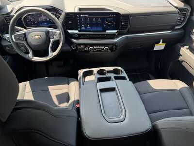 2026 Chevrolet 1500 Crew Cab, $50390.0. Photo 11