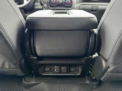 2021 Chevrolet 1500 Crew Cab, $33999. Photo 6