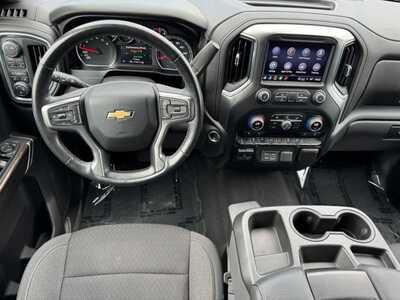 2021 Chevrolet 1500 Crew Cab, $33999. Photo 9