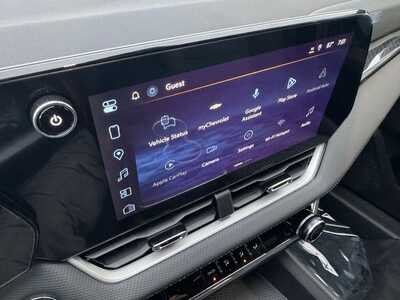 2027 Chevrolet Equinox, $31345.0. Photo 2