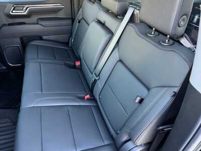 2026 Chevrolet 1500 Crew Cab, $60650.0. Photo 9