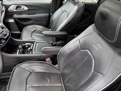 2025 Chrysler Pacifica, $33499. Photo 6
