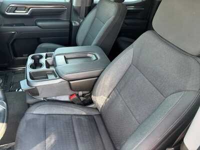 2023 Chevrolet 1500 Crew Cab, $37499. Photo 6