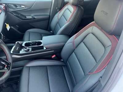 2027 Chevrolet Equinox, $37240.0. Photo 6
