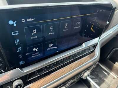 2022 Chevrolet 1500 Crew Cab, $36498. Photo 2