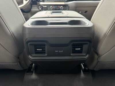 2022 Chevrolet 1500 Crew Cab, $36498. Photo 9