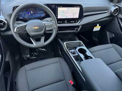 2027 Chevrolet Equinox, $30349.0. Photo 10