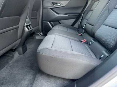 2027 Chevrolet Equinox, $30349.0. Photo 7