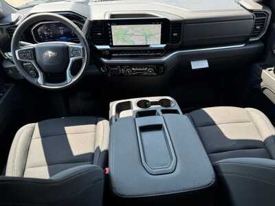 2026 Chevrolet 1500 Crew Cab, $48905.0. Photo 11