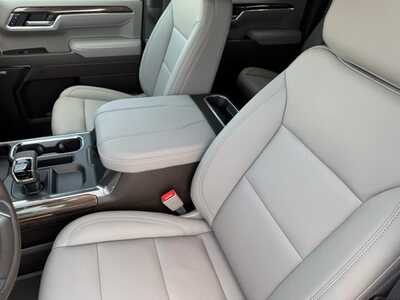 2026 Chevrolet 1500 Crew Cab, $65835.0. Photo 6