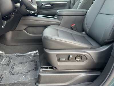 2026 Chevrolet Suburban, $78370.0. Photo 5