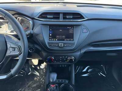 2023 Chevrolet TrailBlazer, $22999. Photo 2
