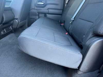 2021 Chevrolet 1500 Crew Cab, $24499. Photo 7