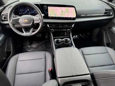 2025 Chevrolet Traverse, $40999. Photo 10