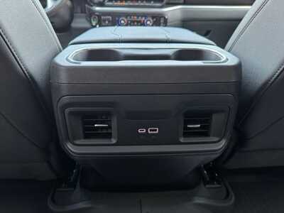2026 Chevrolet 1500 Crew Cab, $62325.0. Photo 10