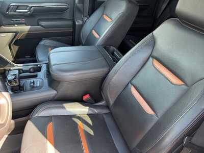 2023 GMC 1500 Crew Cab, $42499. Photo 6