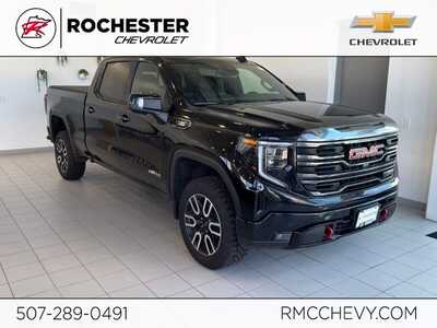 2023 GMC 1500 Crew Cab, $42499. Photo 1