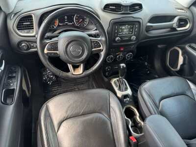 2016 Jeep Renegade, $13295. Photo 11