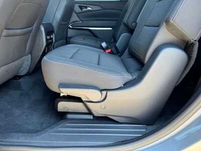 2024 Chevrolet Traverse, $37299. Photo 7