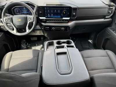 2023 Chevrolet 1500 Crew Cab, $35499. Photo 11
