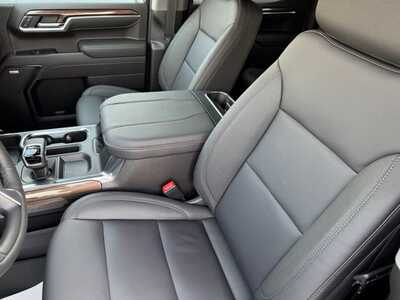 2026 Chevrolet 1500 Crew Cab, $65335.0. Photo 6