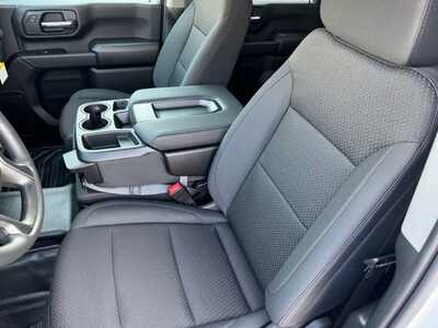2026 Chevrolet 3500 Crew Cab, $56000.0. Photo 6
