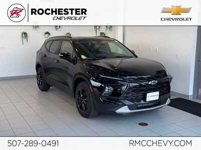 2026 Chevrolet Blazer, $43590.0. Photo 1