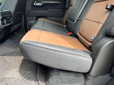 2025 Chevrolet 1500 Crew Cab, $58798. Photo 7