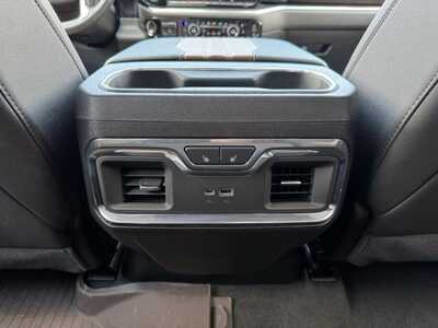 2025 Chevrolet 1500 Crew Cab, $58798. Photo 9