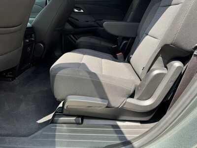 2023 Chevrolet Traverse, $29598. Photo 7