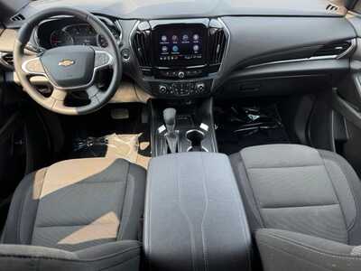 2023 Chevrolet Traverse, $30999. Photo 11
