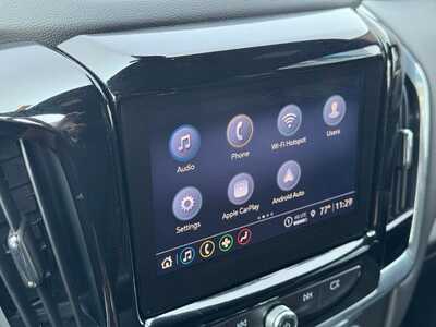2023 Chevrolet Traverse, $30999. Photo 2