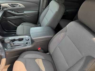 2023 Chevrolet Traverse, $30999. Photo 5