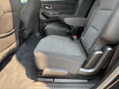 2023 Chevrolet Traverse, $30999. Photo 6