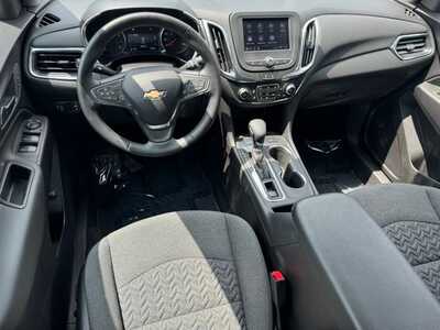 2024 Chevrolet Equinox, $23999. Photo 10