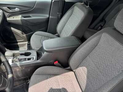 2024 Chevrolet Equinox, $23999. Photo 6